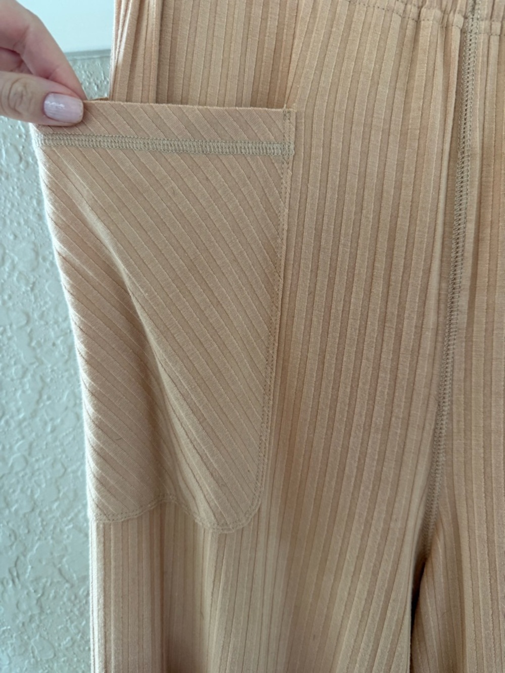 NWT free people Wide-Leg Pull-On Pants with Pockets - Tan - Picture 4 of 5